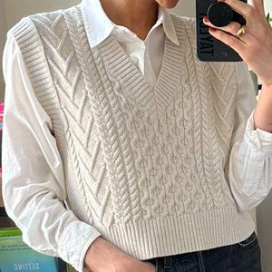 Aritzia Babaton Emporia Sweater Vest XS